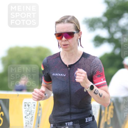 22.06.2025 - Viking Triathlon H.Heesch http://msf.ph/oto/8102531 22.06.2025 15:47:14 Laufen 79 meine-sportfotos.de