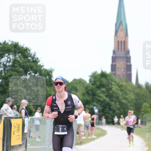 22.06.2025 - Viking Triathlon H.Heesch http://msf.ph/oto/8102536 22.06.2025 13:37:31 Laufen 8, 509 meine-sportfotos.de