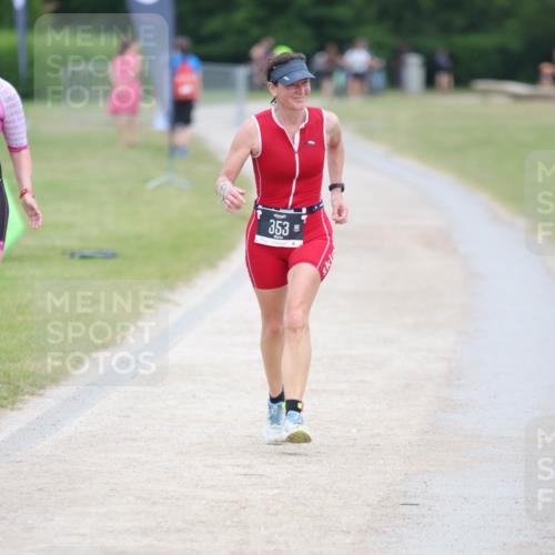 22.06.2025 - Viking Triathlon H.Heesch http://msf.ph/oto/8102547 22.06.2025 16:50:32 Laufen 213, 353 meine-sportfotos.de