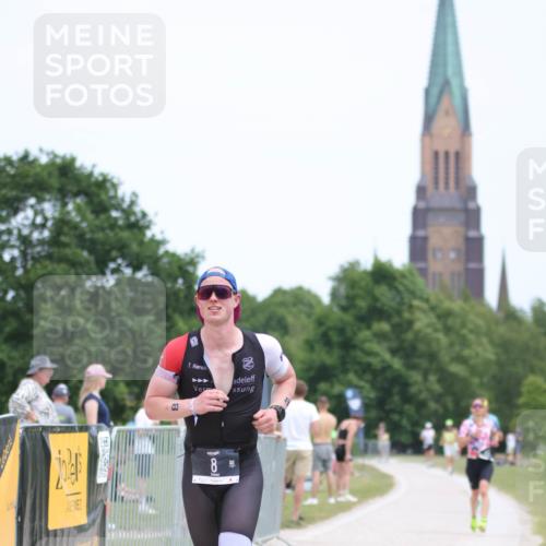 22.06.2025 - Viking Triathlon H.Heesch http://msf.ph/oto/8102548 22.06.2025 13:37:31 Laufen 8, 509 meine-sportfotos.de