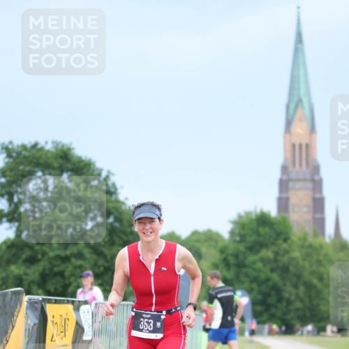 22.06.2025 - Viking Triathlon H.Heesch http://msf.ph/oto/8102572 22.06.2025 16:50:39 Laufen 213, 353 meine-sportfotos.de
