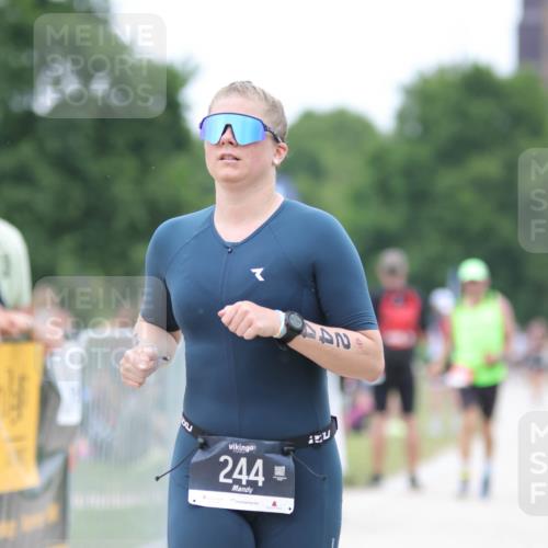 22.06.2025 - Viking Triathlon H.Heesch http://msf.ph/oto/8102575 22.06.2025 15:47:31 Laufen 244 meine-sportfotos.de