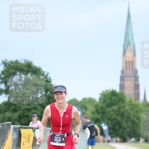 22.06.2025 - Viking Triathlon H.Heesch http://msf.ph/oto/8102596 22.06.2025 16:50:39 Laufen 213, 353 meine-sportfotos.de