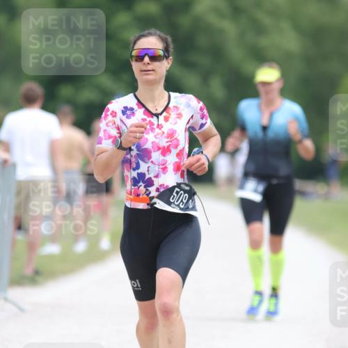 22.06.2025 - Viking Triathlon H.Heesch http://msf.ph/oto/8102610 22.06.2025 13:37:36 Laufen 8, 181, 509 meine-sportfotos.de