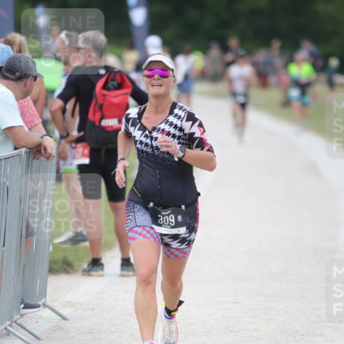 22.06.2025 - Viking Triathlon H.Heesch http://msf.ph/oto/8102614 22.06.2025 15:47:52 Laufen 309 meine-sportfotos.de