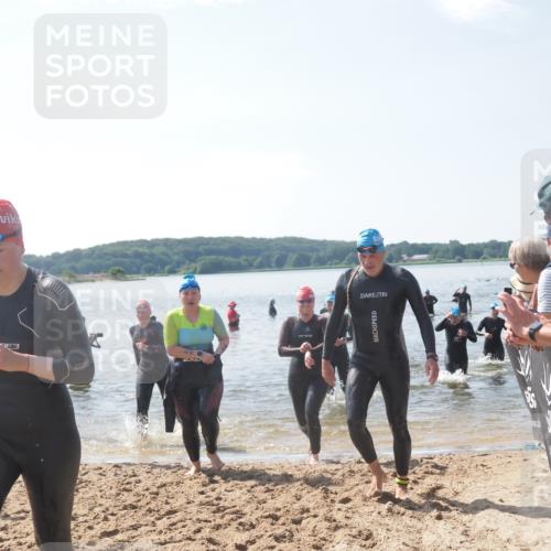 22.06.2025 - Viking Triathlon MichiJ http://msf.ph/oto/8102616 22.06.2025 10:46:07 Schwimmen 121, 144, 217, 342, 372, 468, 525, 615, 621, 633, 647 meine-sportfotos.de