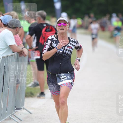 22.06.2025 - Viking Triathlon H.Heesch http://msf.ph/oto/8102626 22.06.2025 15:47:52 Laufen 309 meine-sportfotos.de