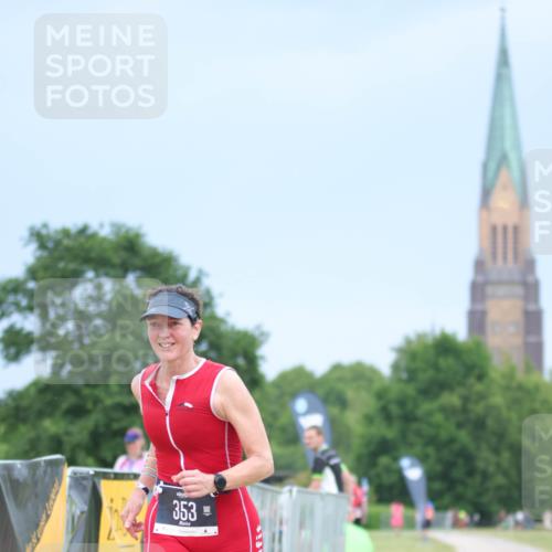 22.06.2025 - Viking Triathlon H.Heesch http://msf.ph/oto/8102630 22.06.2025 16:50:39 Laufen 213, 353 meine-sportfotos.de