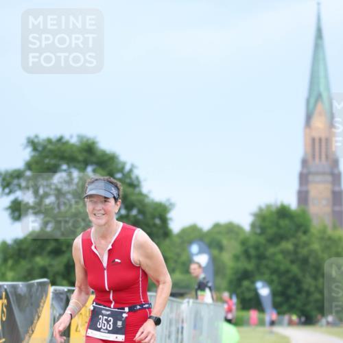 22.06.2025 - Viking Triathlon H.Heesch http://msf.ph/oto/8102639 22.06.2025 16:50:39 Laufen 213, 353 meine-sportfotos.de