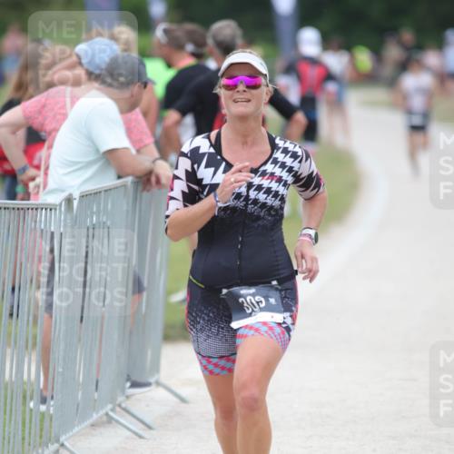 22.06.2025 - Viking Triathlon H.Heesch http://msf.ph/oto/8102650 22.06.2025 15:47:53 Laufen 309 meine-sportfotos.de