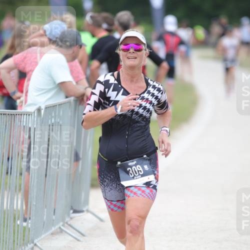 22.06.2025 - Viking Triathlon H.Heesch http://msf.ph/oto/8102654 22.06.2025 15:47:53 Laufen 309 meine-sportfotos.de