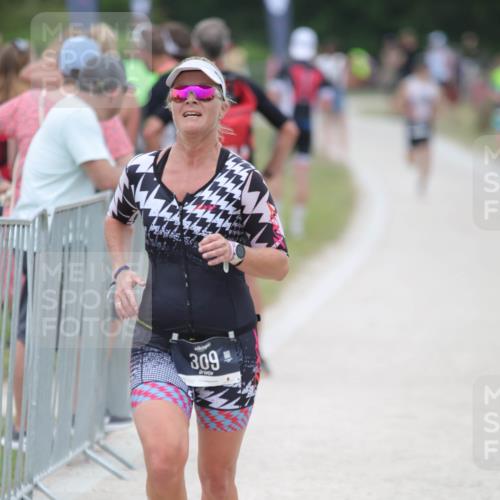 22.06.2025 - Viking Triathlon H.Heesch http://msf.ph/oto/8102664 22.06.2025 15:47:53 Laufen 309 meine-sportfotos.de