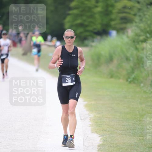 22.06.2025 - Viking Triathlon H.Heesch http://msf.ph/oto/8102668 22.06.2025 15:47:55 Laufen 309 meine-sportfotos.de