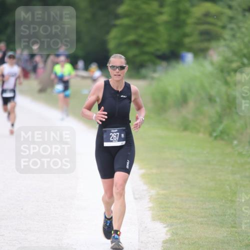 22.06.2025 - Viking Triathlon H.Heesch http://msf.ph/oto/8102677 22.06.2025 15:47:55 Laufen 309 meine-sportfotos.de