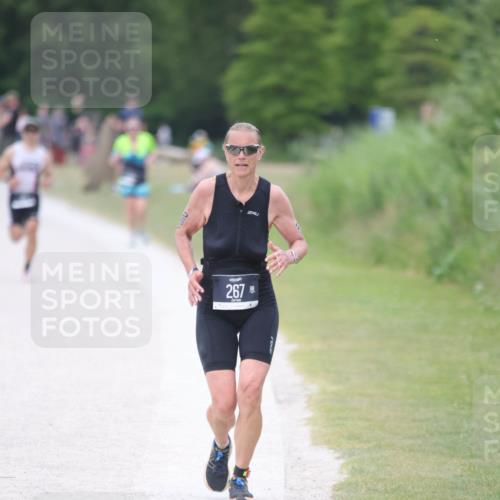 22.06.2025 - Viking Triathlon H.Heesch http://msf.ph/oto/8102682 22.06.2025 15:47:55 Laufen 309 meine-sportfotos.de