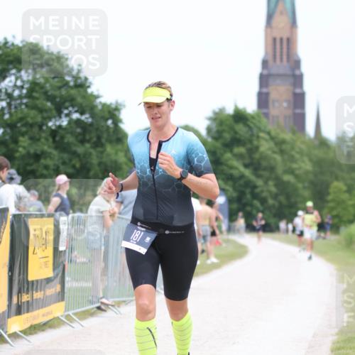 22.06.2025 - Viking Triathlon H.Heesch http://msf.ph/oto/8102700 22.06.2025 13:37:42 Laufen 181, 509 meine-sportfotos.de