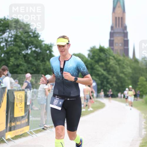 22.06.2025 - Viking Triathlon H.Heesch http://msf.ph/oto/8102710 22.06.2025 13:37:42 Laufen 181, 509 meine-sportfotos.de