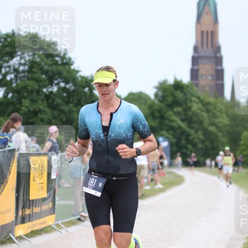 22.06.2025 - Viking Triathlon H.Heesch http://msf.ph/oto/8102721 22.06.2025 13:37:42 Laufen 181, 509 meine-sportfotos.de