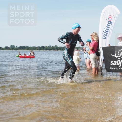 22.06.2025 - Viking Triathlon KatJ http://msf.ph/oto/8102722 22.06.2025 10:34:20 Schwimmen 46, 294, 297, 306, 366, 430, 486, 520, 527, 618 meine-sportfotos.de