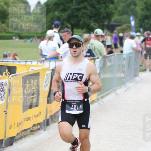 22.06.2025 - Viking Triathlon H.Heesch http://msf.ph/oto/8102736 22.06.2025 15:48:09 Laufen 481 meine-sportfotos.de