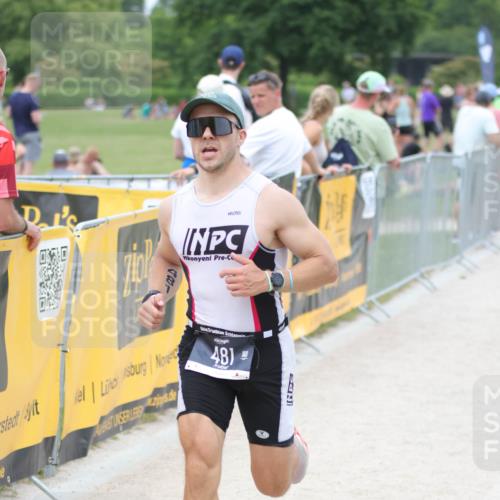 22.06.2025 - Viking Triathlon H.Heesch http://msf.ph/oto/8102752 22.06.2025 15:48:09 Laufen 481 meine-sportfotos.de