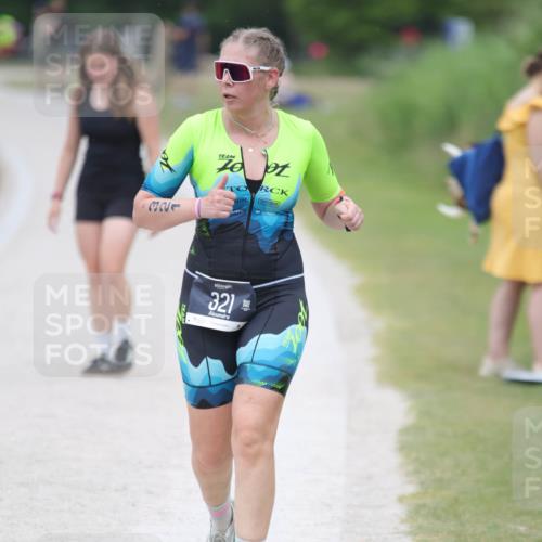 22.06.2025 - Viking Triathlon H.Heesch http://msf.ph/oto/8102768 22.06.2025 15:48:23 Laufen 321 meine-sportfotos.de