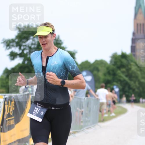22.06.2025 - Viking Triathlon H.Heesch http://msf.ph/oto/8102776 22.06.2025 13:37:42 Laufen 181, 509 meine-sportfotos.de