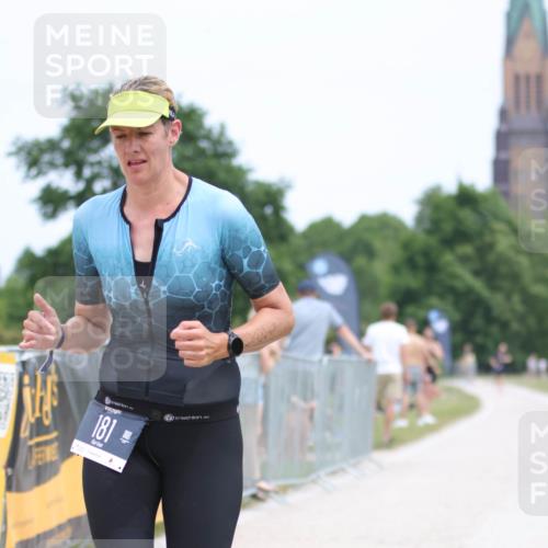 22.06.2025 - Viking Triathlon H.Heesch http://msf.ph/oto/8102784 22.06.2025 13:37:43 Laufen 181, 509 meine-sportfotos.de