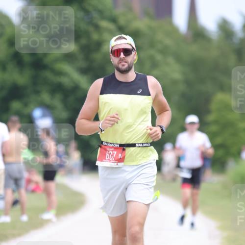 22.06.2025 - Viking Triathlon H.Heesch http://msf.ph/oto/8102836 22.06.2025 13:37:52 Laufen 607 meine-sportfotos.de