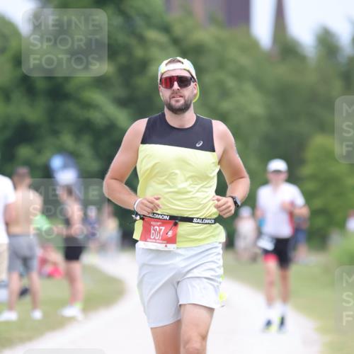 22.06.2025 - Viking Triathlon H.Heesch http://msf.ph/oto/8102849 22.06.2025 13:37:53 Laufen 607 meine-sportfotos.de