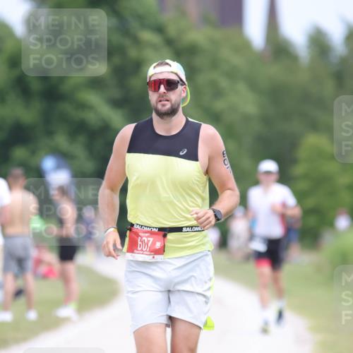 22.06.2025 - Viking Triathlon H.Heesch http://msf.ph/oto/8102857 22.06.2025 13:37:53 Laufen 607 meine-sportfotos.de