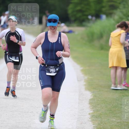 22.06.2025 - Viking Triathlon H.Heesch http://msf.ph/oto/8102864 22.06.2025 15:49:03 Laufen 86, 140 meine-sportfotos.de