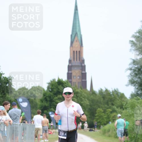 22.06.2025 - Viking Triathlon H.Heesch http://msf.ph/oto/8102905 22.06.2025 13:38:02 Laufen 225, 318 meine-sportfotos.de