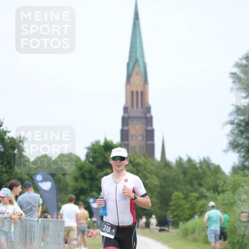 22.06.2025 - Viking Triathlon H.Heesch http://msf.ph/oto/8102913 22.06.2025 13:38:02 Laufen 225, 318 meine-sportfotos.de