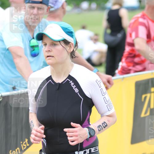 22.06.2025 - Viking Triathlon H.Heesch http://msf.ph/oto/8102920 22.06.2025 15:49:11 Laufen 86, 140 meine-sportfotos.de