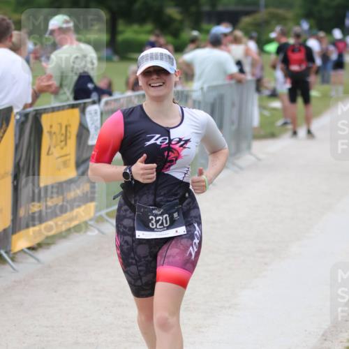 22.06.2025 - Viking Triathlon H.Heesch http://msf.ph/oto/8102976 22.06.2025 15:50:16 Laufen 249, 320 meine-sportfotos.de
