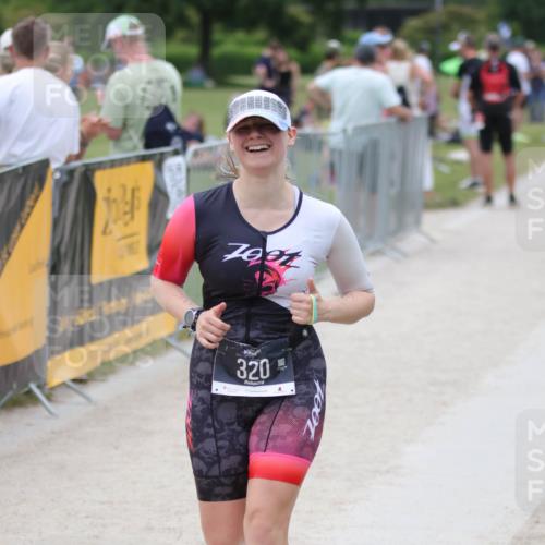 22.06.2025 - Viking Triathlon H.Heesch http://msf.ph/oto/8102981 22.06.2025 15:50:16 Laufen 249, 320 meine-sportfotos.de