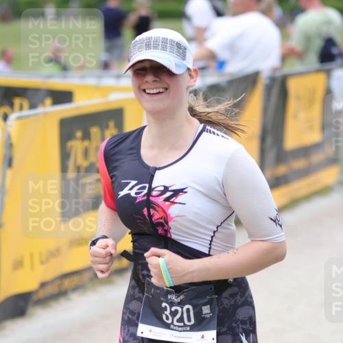 22.06.2025 - Viking Triathlon H.Heesch http://msf.ph/oto/8103021 22.06.2025 15:50:17 Laufen 249, 320 meine-sportfotos.de