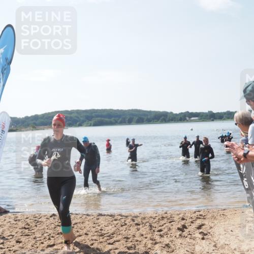 22.06.2025 - Viking Triathlon MichiJ http://msf.ph/oto/8103023 22.06.2025 10:46:19 Schwimmen 121, 144, 213, 225, 406, 647 meine-sportfotos.de