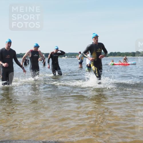 22.06.2025 - Viking Triathlon KatJ http://msf.ph/oto/8103043 22.06.2025 10:34:33 Schwimmen 114, 247, 284, 306, 323, 341, 366, 430, 486, 520, 546, 550 meine-sportfotos.de