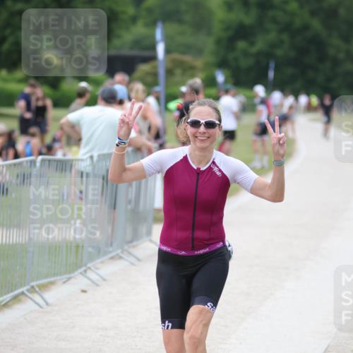22.06.2025 - Viking Triathlon H.Heesch http://msf.ph/oto/8103057 22.06.2025 15:50:19 Laufen 249, 320 meine-sportfotos.de