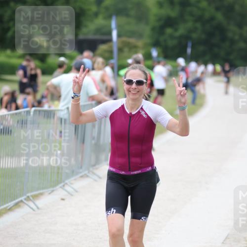 22.06.2025 - Viking Triathlon H.Heesch http://msf.ph/oto/8103065 22.06.2025 15:50:20 Laufen 249, 320 meine-sportfotos.de