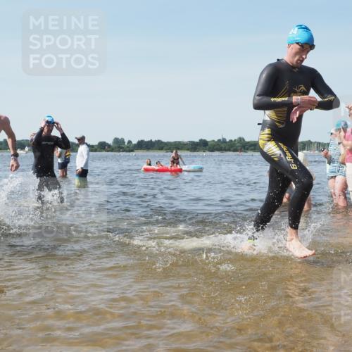 22.06.2025 - Viking Triathlon KatJ http://msf.ph/oto/8103086 22.06.2025 10:34:34 Schwimmen 114, 247, 284, 306, 323, 341, 366, 430, 520, 546, 550 meine-sportfotos.de