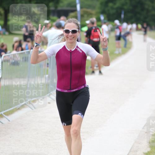 22.06.2025 - Viking Triathlon H.Heesch http://msf.ph/oto/8103103 22.06.2025 15:50:20 Laufen 249, 320 meine-sportfotos.de