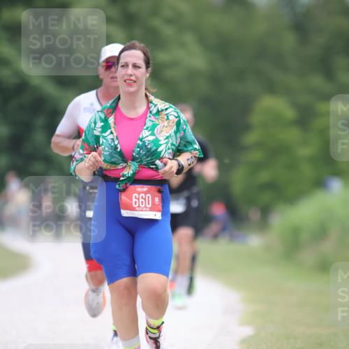 22.06.2025 - Viking Triathlon H.Heesch http://msf.ph/oto/8103130 22.06.2025 13:38:35 Laufen 329, 660 meine-sportfotos.de