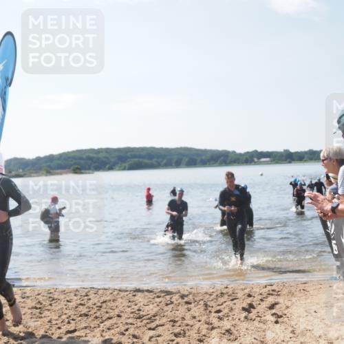 22.06.2025 - Viking Triathlon MichiJ http://msf.ph/oto/8103174 22.06.2025 10:46:23 Schwimmen 60, 121, 144, 213, 225, 406 meine-sportfotos.de