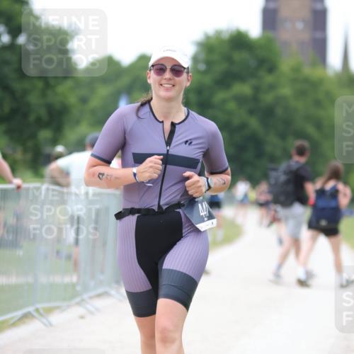 22.06.2025 - Viking Triathlon H.Heesch http://msf.ph/oto/8103194 22.06.2025 15:51:19 Laufen 441 meine-sportfotos.de
