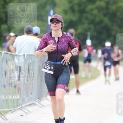 22.06.2025 - Viking Triathlon H.Heesch http://msf.ph/oto/8103235 22.06.2025 15:51:29 Laufen 525 meine-sportfotos.de