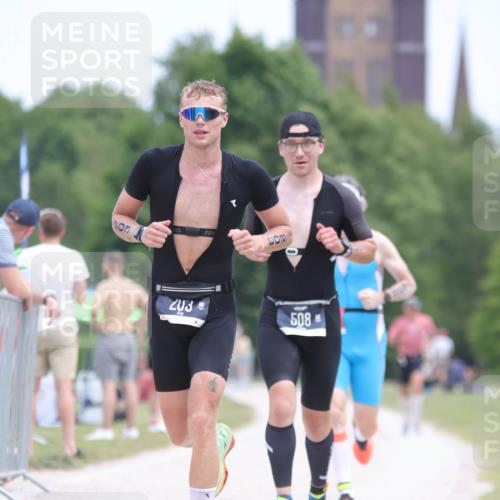 22.06.2025 - Viking Triathlon H.Heesch http://msf.ph/oto/8103255 22.06.2025 13:38:41 Laufen 203, 329, 508, 626, 660 meine-sportfotos.de