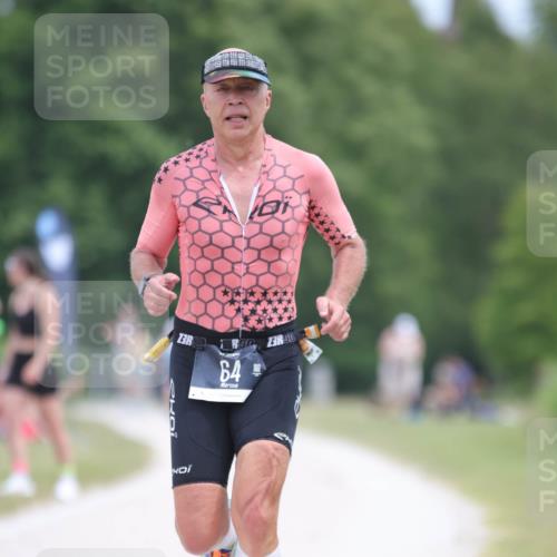 22.06.2025 - Viking Triathlon H.Heesch http://msf.ph/oto/8103290 22.06.2025 13:38:54 Laufen 64 meine-sportfotos.de